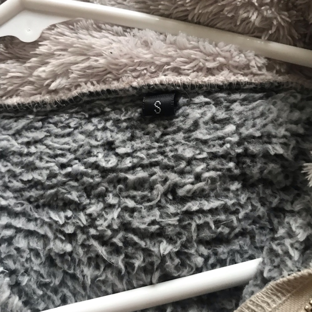 Sherpa Jacket - Picture 2 of 2